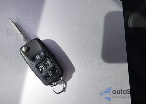 2020 Volkswagen Passat 2.0T Se z USA, uszkodzony, nr VIN 1VWSA7A36LC015223